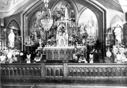 The interior of St. Mary's Church, c. 1905.