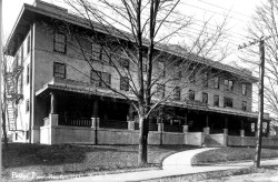 Pettee Inn, est. 1913 on Oak Street and operated by Saco-Lowell Shops until 1932 when the shops moved to Maine. Used for sales meetings and as a hotel for visiting foreign and domestic customers.