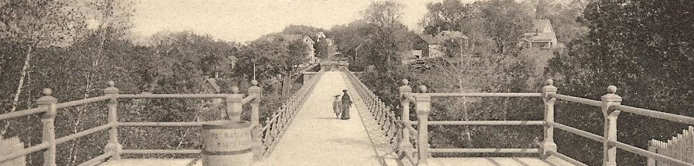 A 1905 postcard of Echo Bridge's promenade, cropped to fit as a banner